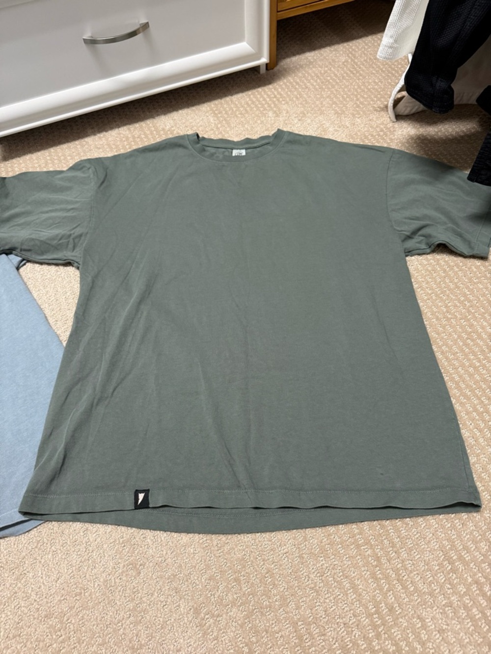 Cove Short Sleeve Tee in Olive Green